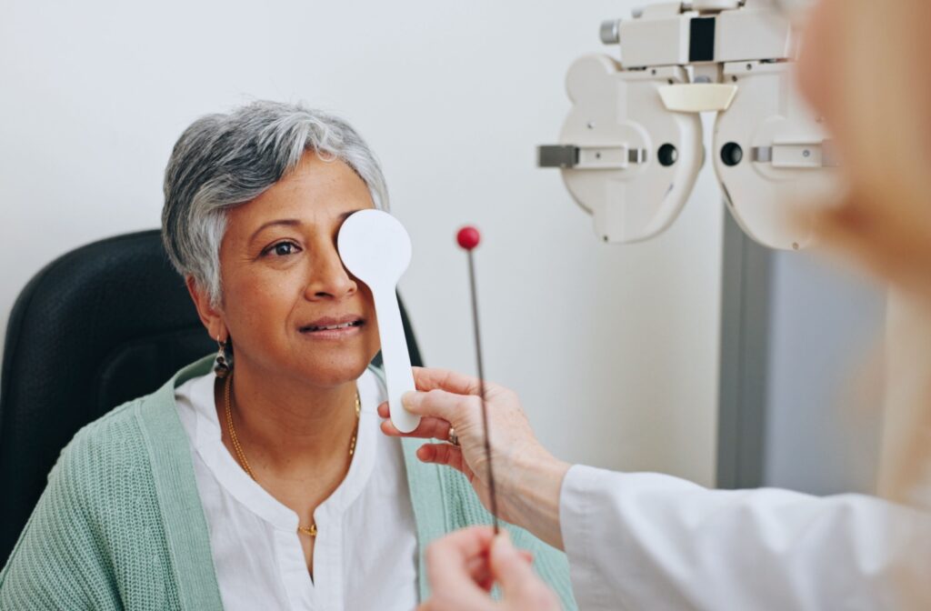 An optometrist evaluates a patient's focus and coordination to identify if they have BVD.